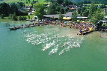 Am Eventtag verwandelt sich der Thiersee in ein Wettkampfbecken.
