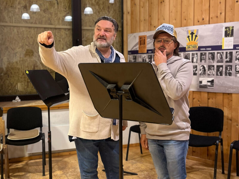 Martin Leutgeb und Peter Esterl bei der Probenarbeit.